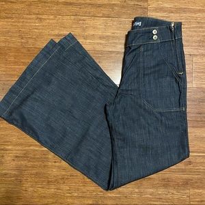 Excellent condition high rise Hudson side zip sailor jeans, wide leg 31